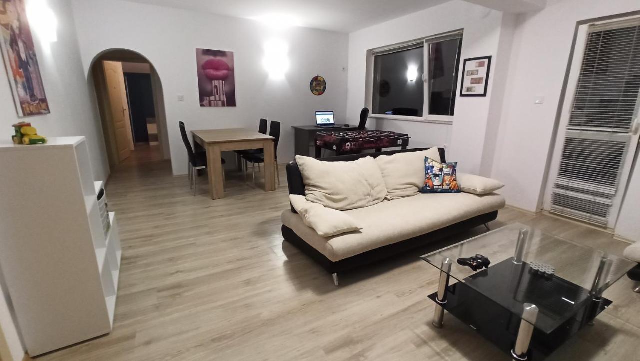 Arode Villa Ovidius - Apartments بالشيك المظهر الخارجي الصورة