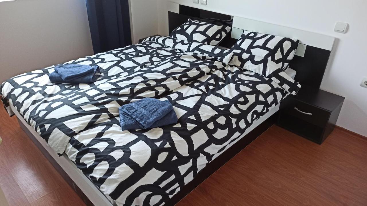 Arode Villa Ovidius - Apartments بالشيك المظهر الخارجي الصورة