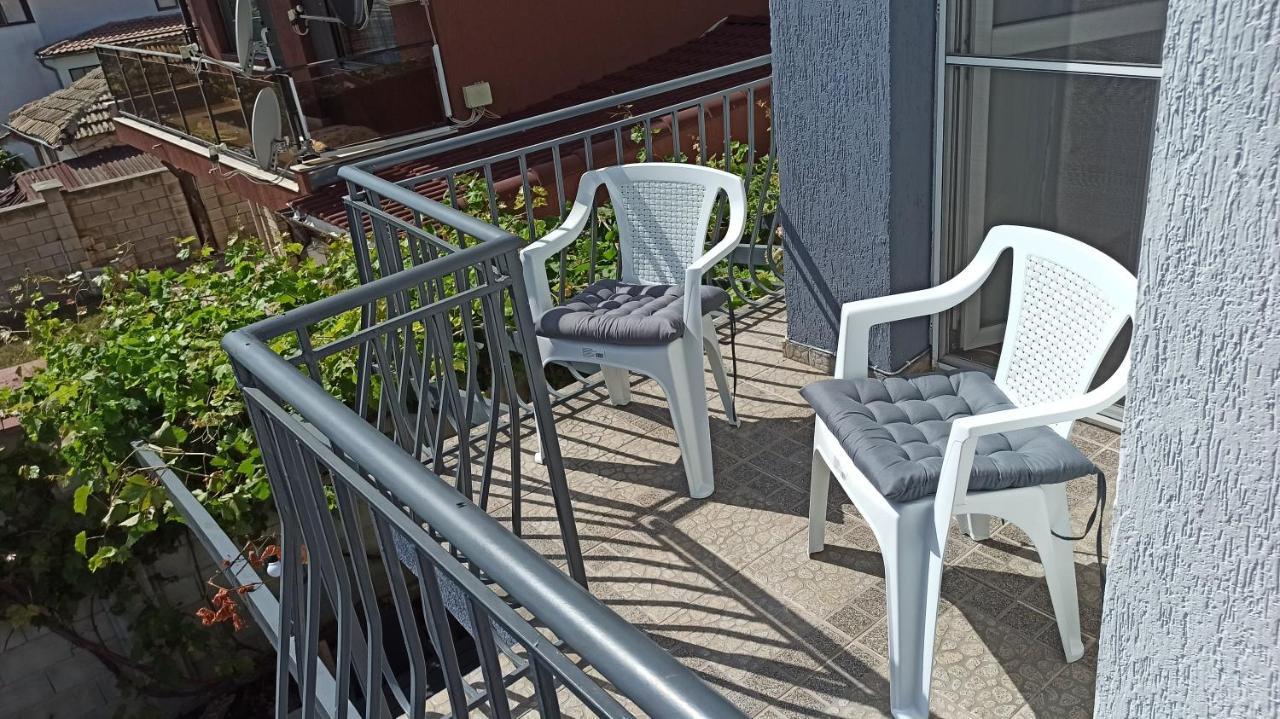 Arode Villa Ovidius - Apartments بالشيك المظهر الخارجي الصورة