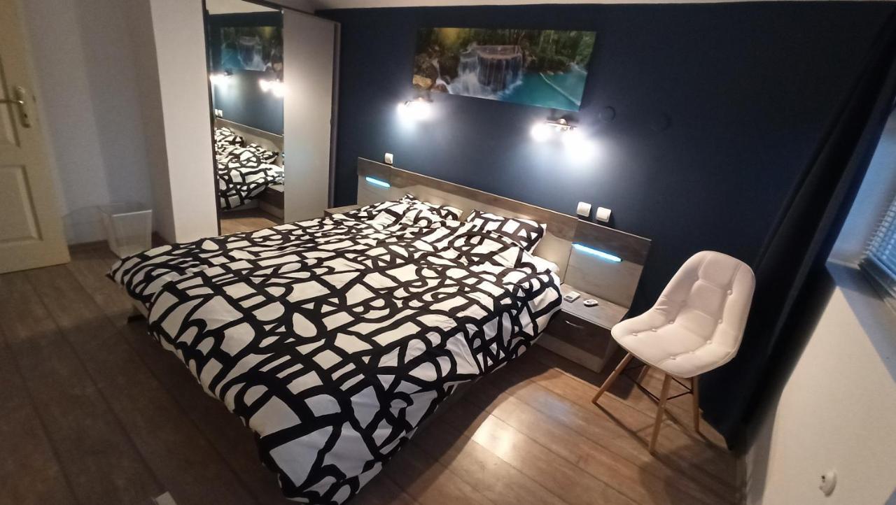Arode Villa Ovidius - Apartments بالشيك المظهر الخارجي الصورة
