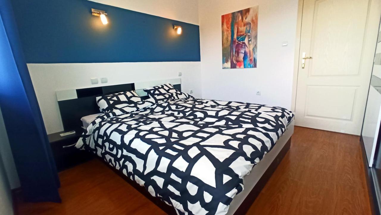 Arode Villa Ovidius - Apartments بالشيك المظهر الخارجي الصورة