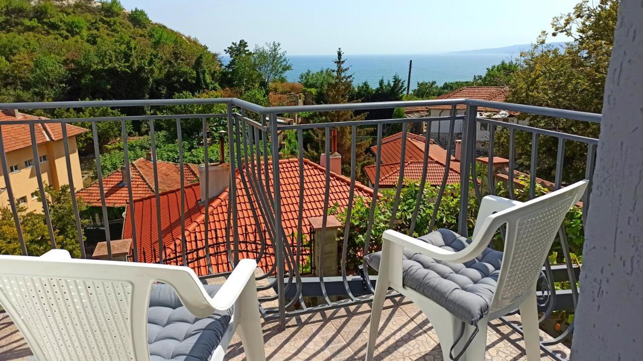 Arode Villa Ovidius - Apartments بالشيك المظهر الخارجي الصورة