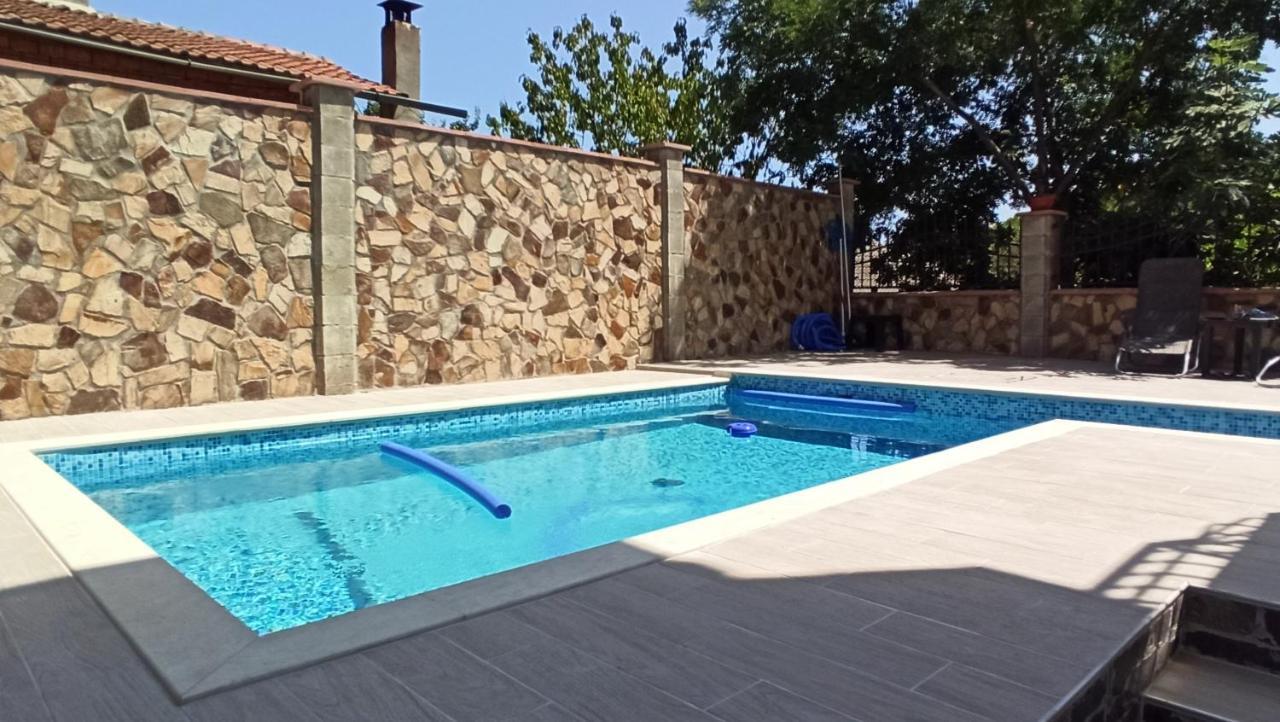 Arode Villa Ovidius - Apartments بالشيك المظهر الخارجي الصورة
