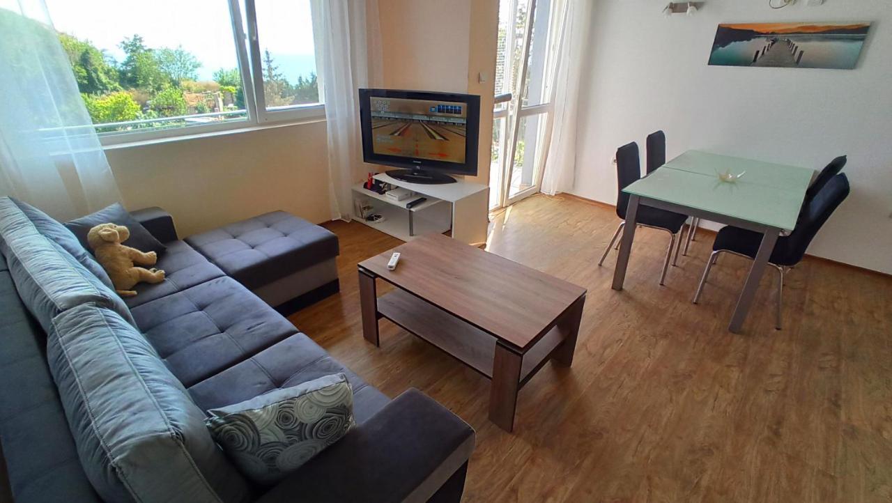 Arode Villa Ovidius - Apartments بالشيك المظهر الخارجي الصورة