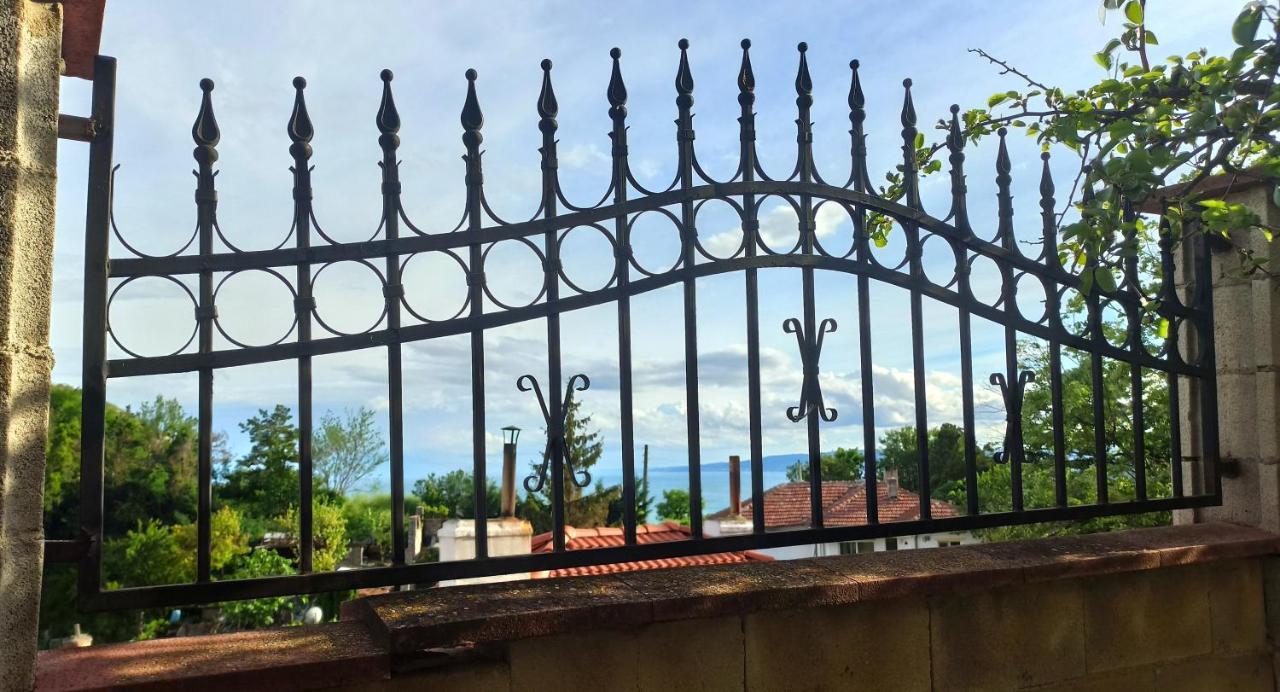 Arode Villa Ovidius - Apartments بالشيك المظهر الخارجي الصورة